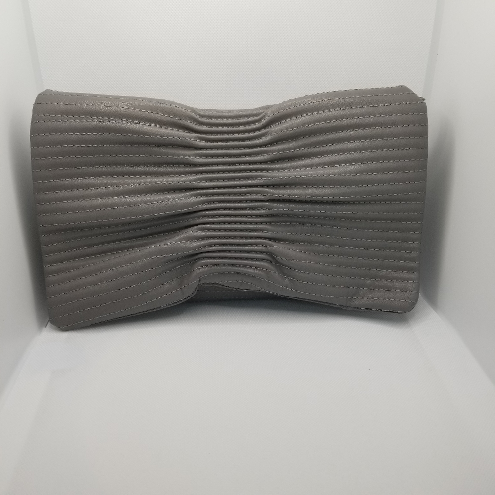 🔥 BUNDLE DEAL: 3 for $25 OR 5 for $50 Gray Vegan Clutch with Shoulder Strap